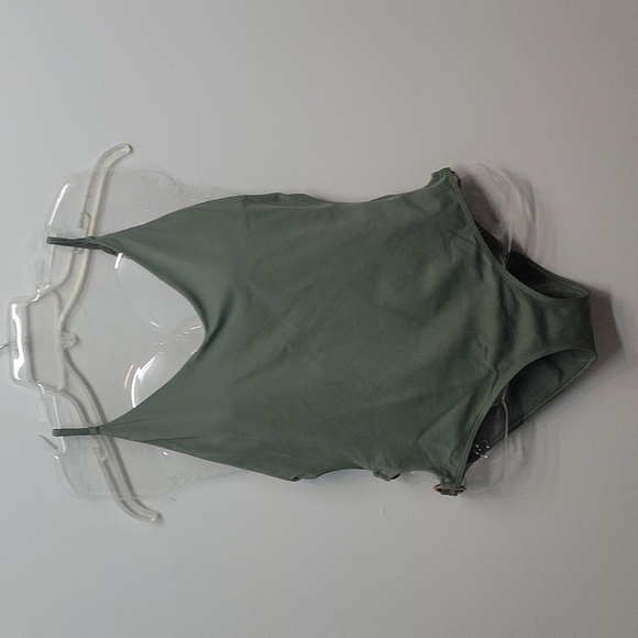 Aerie Green One piece Swimsuit with Side Rings Size Medium - Picture 8 of 8